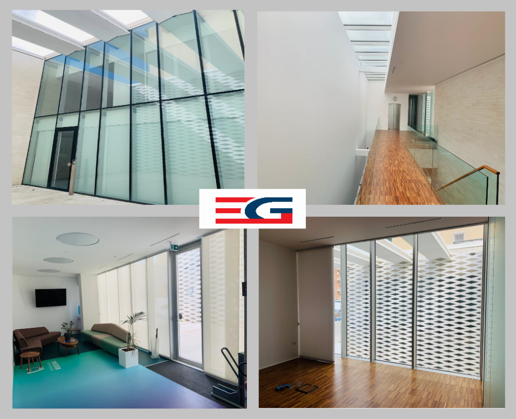 Quattro viste dell'interno di un edificio moderno con ampie finestre e luce, con il logo aziendale al centro.