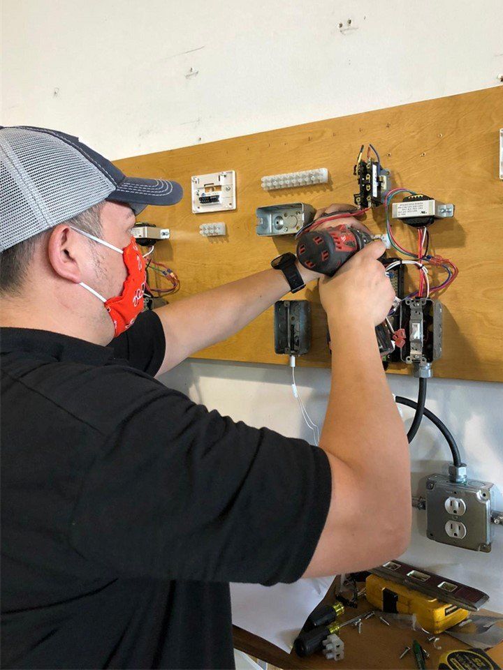 HVAC/R & Electrical Training Chicago, IL HVAC Technical Institute