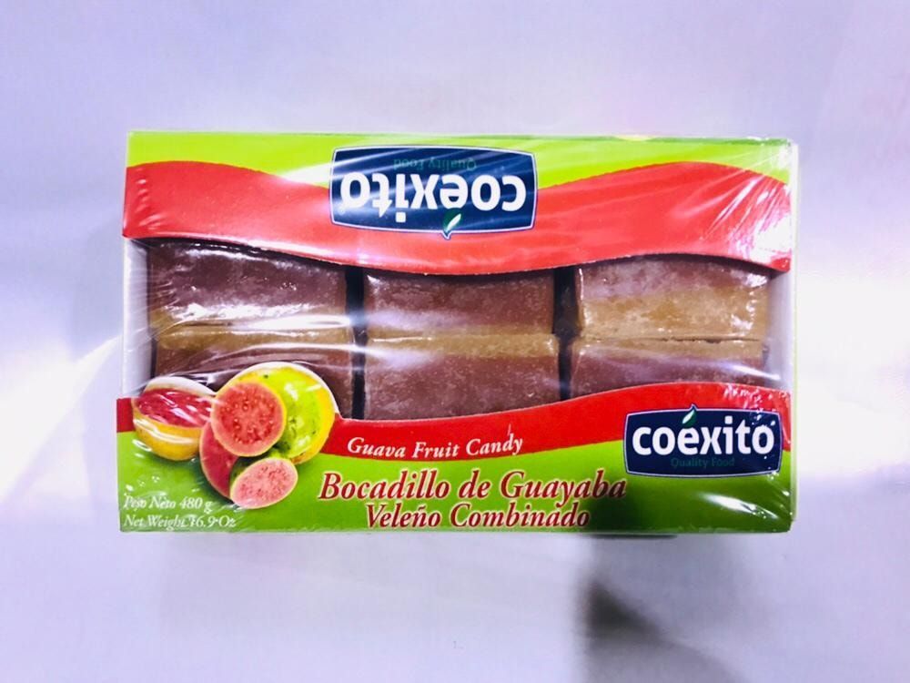 Caramelle Coexito al gusto di guava in confezione rossa e verde con immagini e testo raffiguranti il ​​frutto della guava.