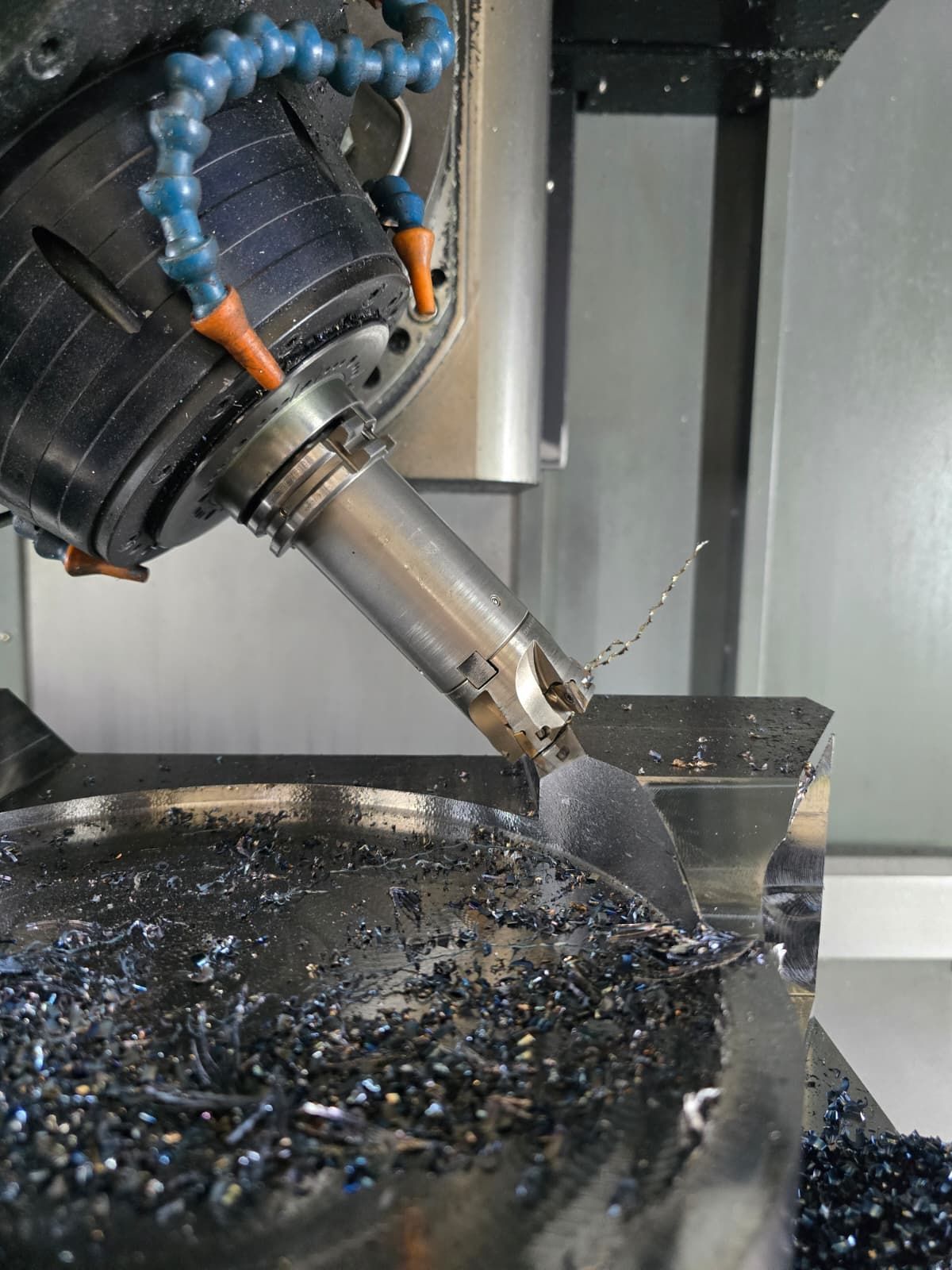 Fresatura CNC 3 assi posizionato - La.Ro.Mo. S.r.l.