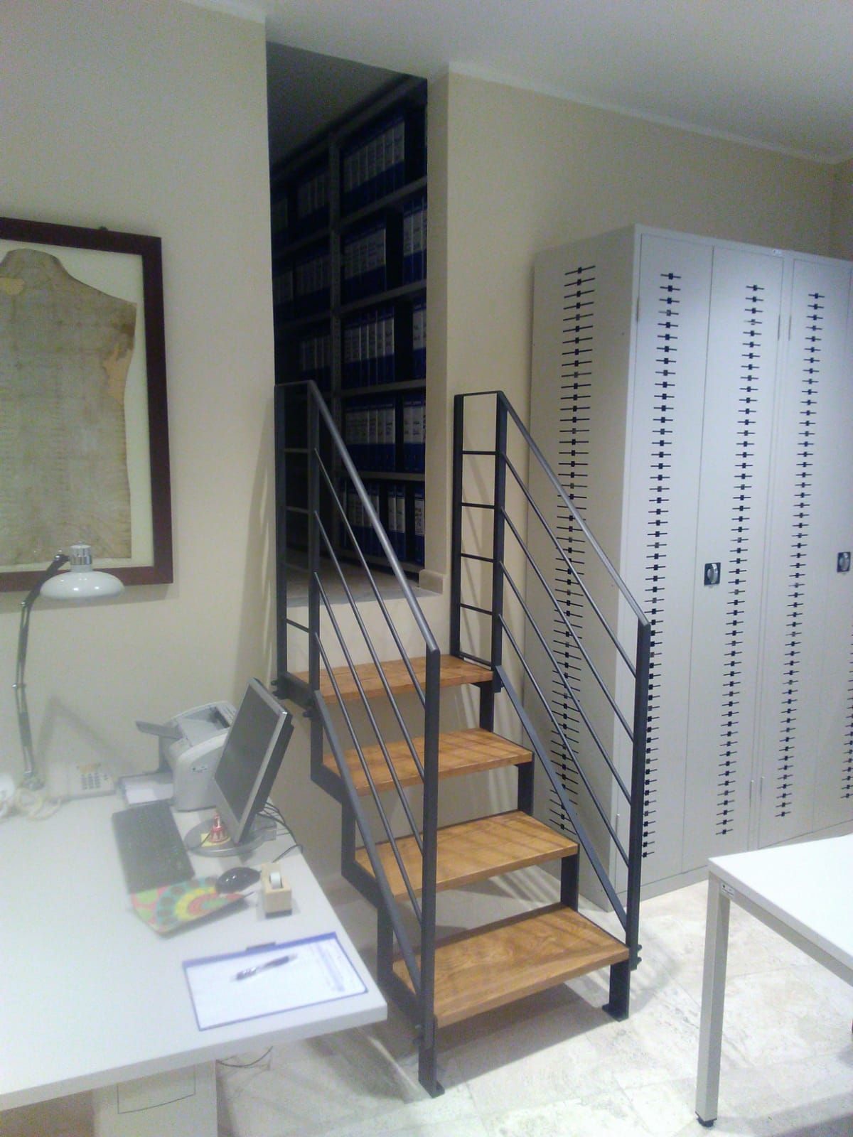 scala in legno antico di recupero