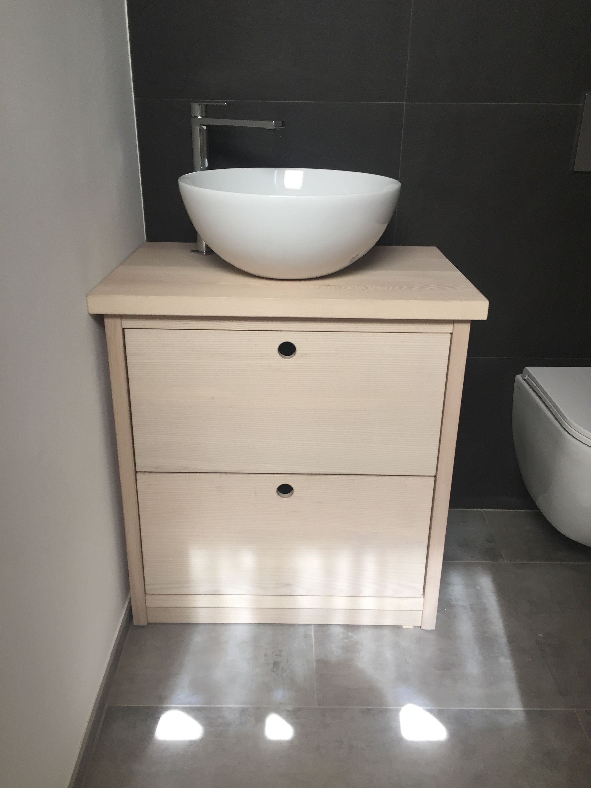 mobili da bagno legno antico di recupero