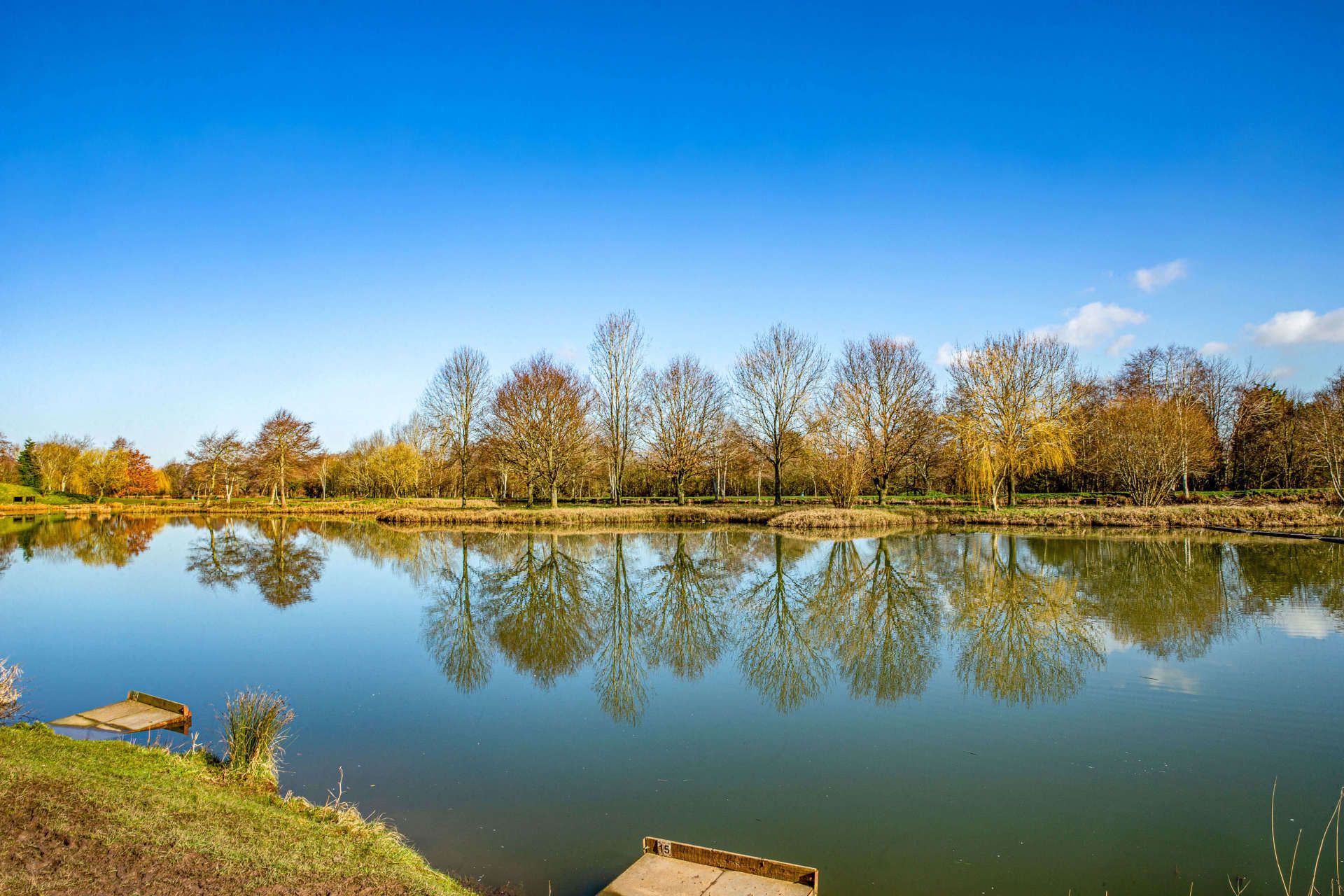 Makins Fishery fishing lake near me