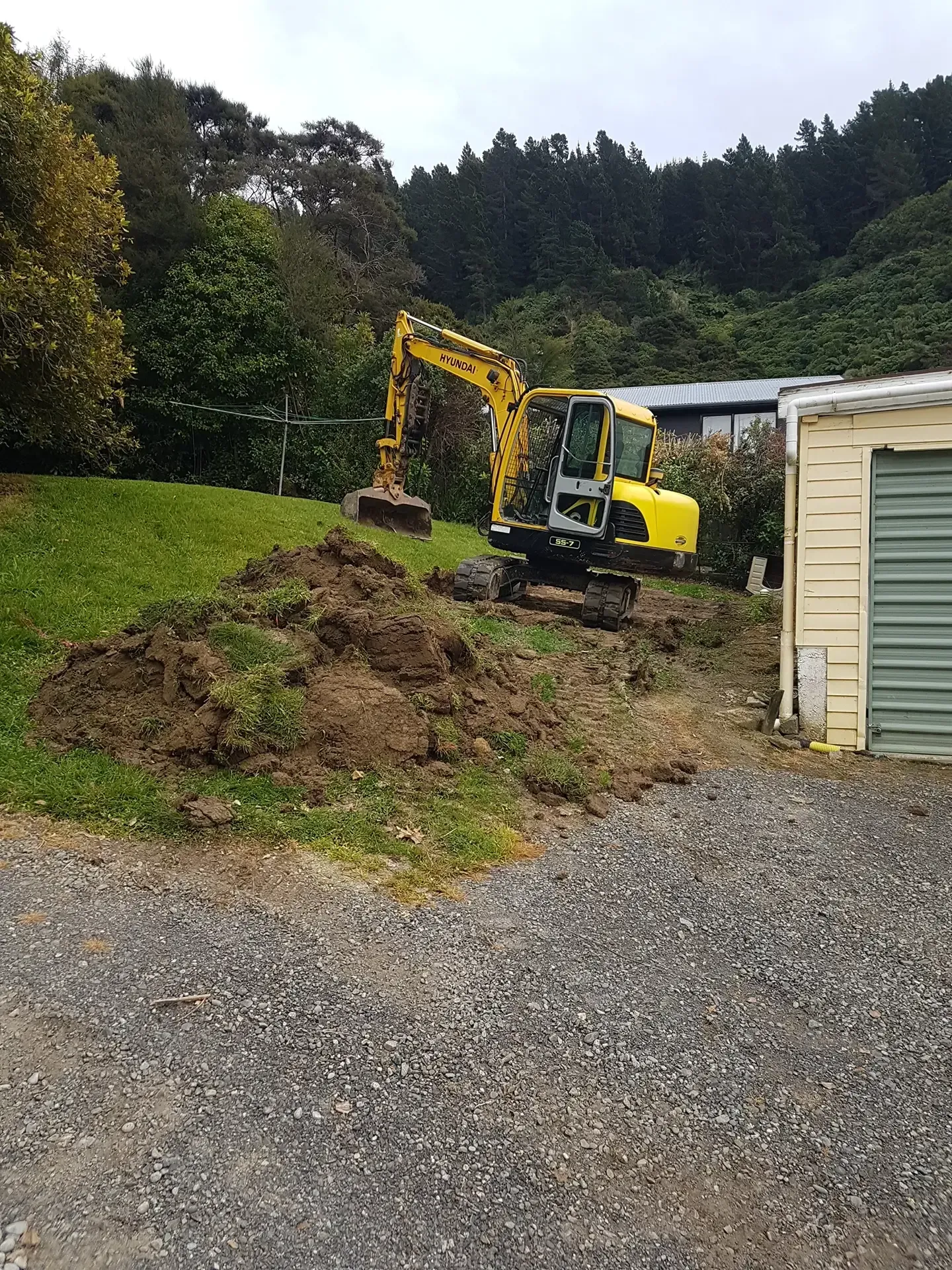 Hakahaka Bay Retaining Wall and Driveway Job by Bobcat Tipper Services in Marlborough, New Zealand.
