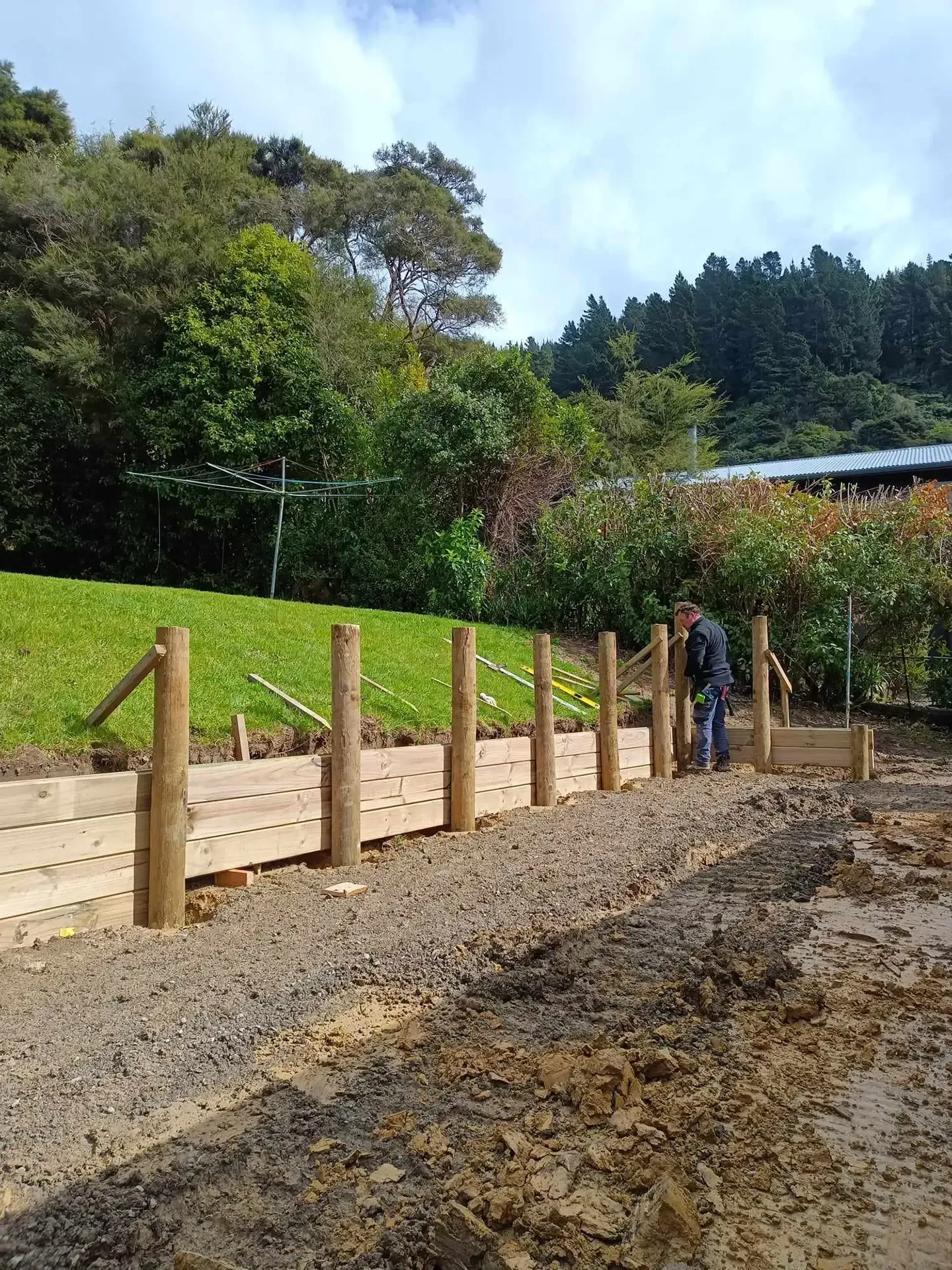 Hakahaka Bay Retaining Wall and Driveway Job by Bobcat Tipper Services in Marlborough, New Zealand.