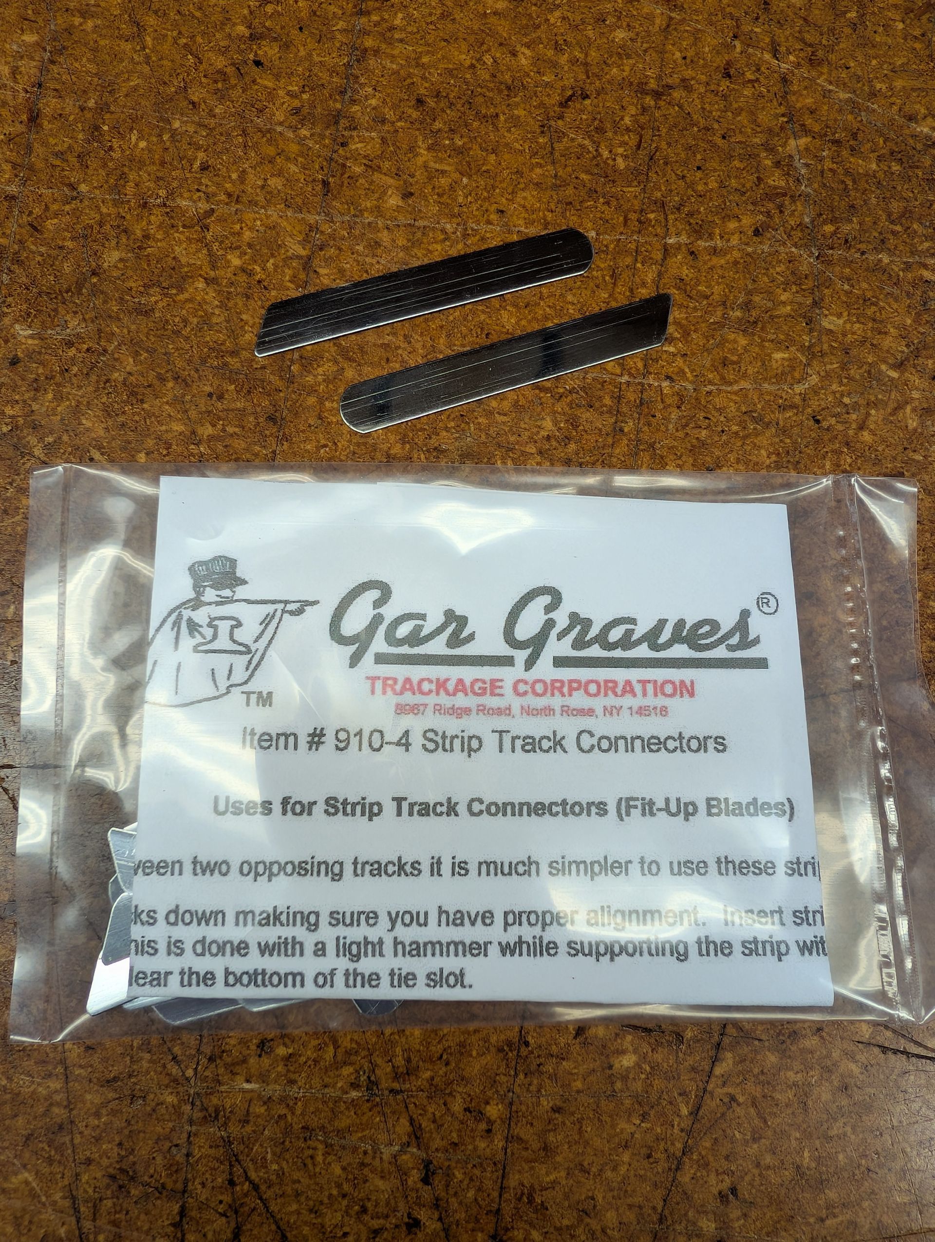 910-4 Rail Strip Connectors - Pkg. 25