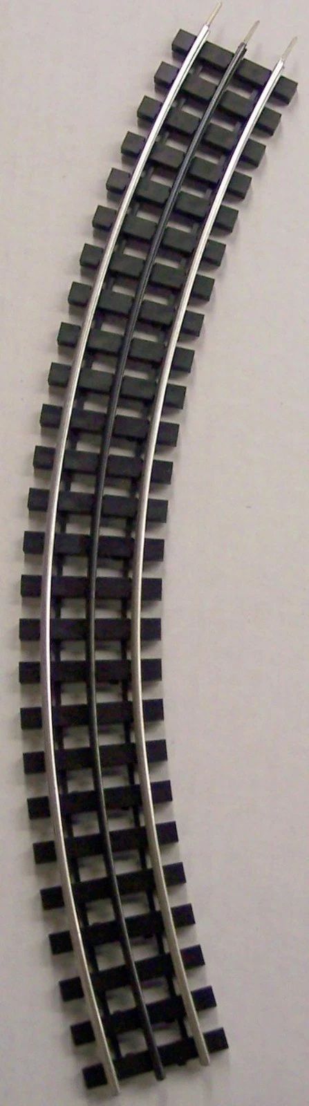 54-101-S  O-54 Curve - Phantom w/Tinplated Outside Rails - (8/Circle)- Plastic Ties