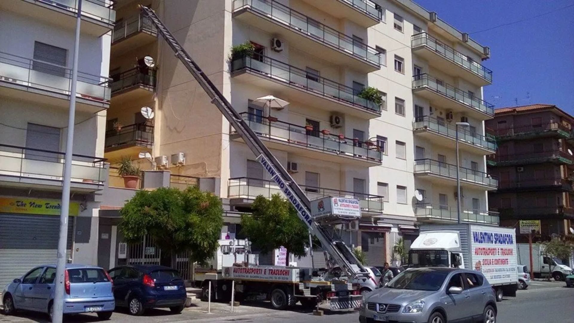 trasloco di un appartamento con autoscala