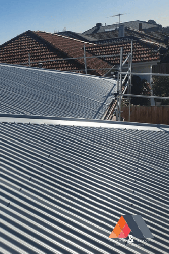 A Close Up Of A Roof With A Triangle On It – Melbourne, VIC - Above & Beyond Roof Replacements