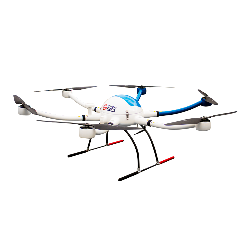 Um drone branco e azul está voando no ar sobre um fundo branco.