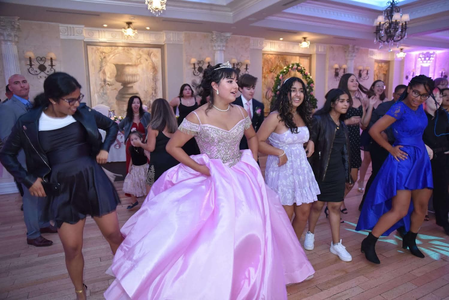 DJs in Niagara Falls, Sweet sixteen party 