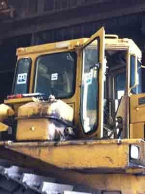 Excavator Glass — Tuscaloosa, AL — Hank's Auto Glass, Inc.