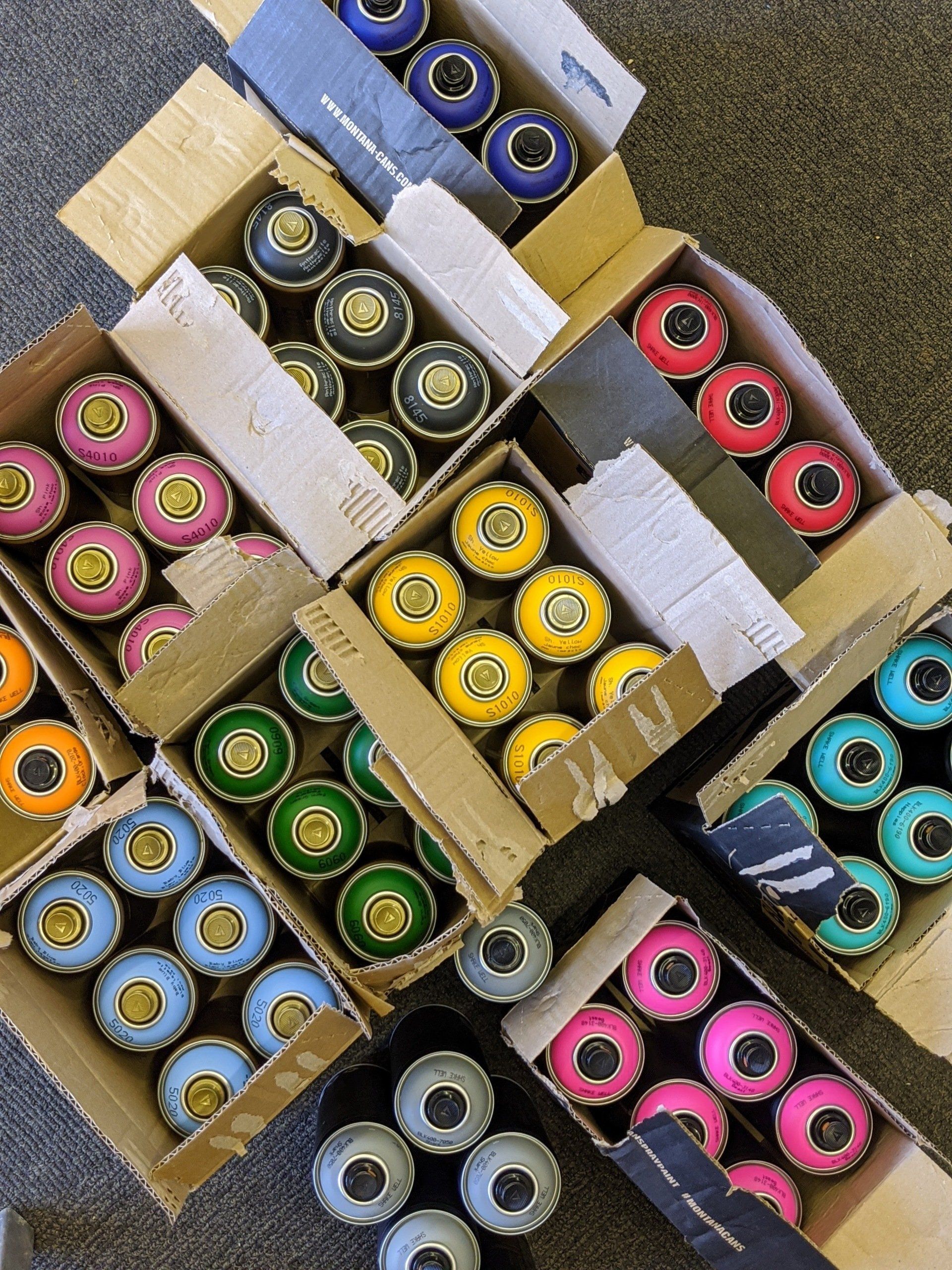 student's and artists' art supplies stocked from various brands