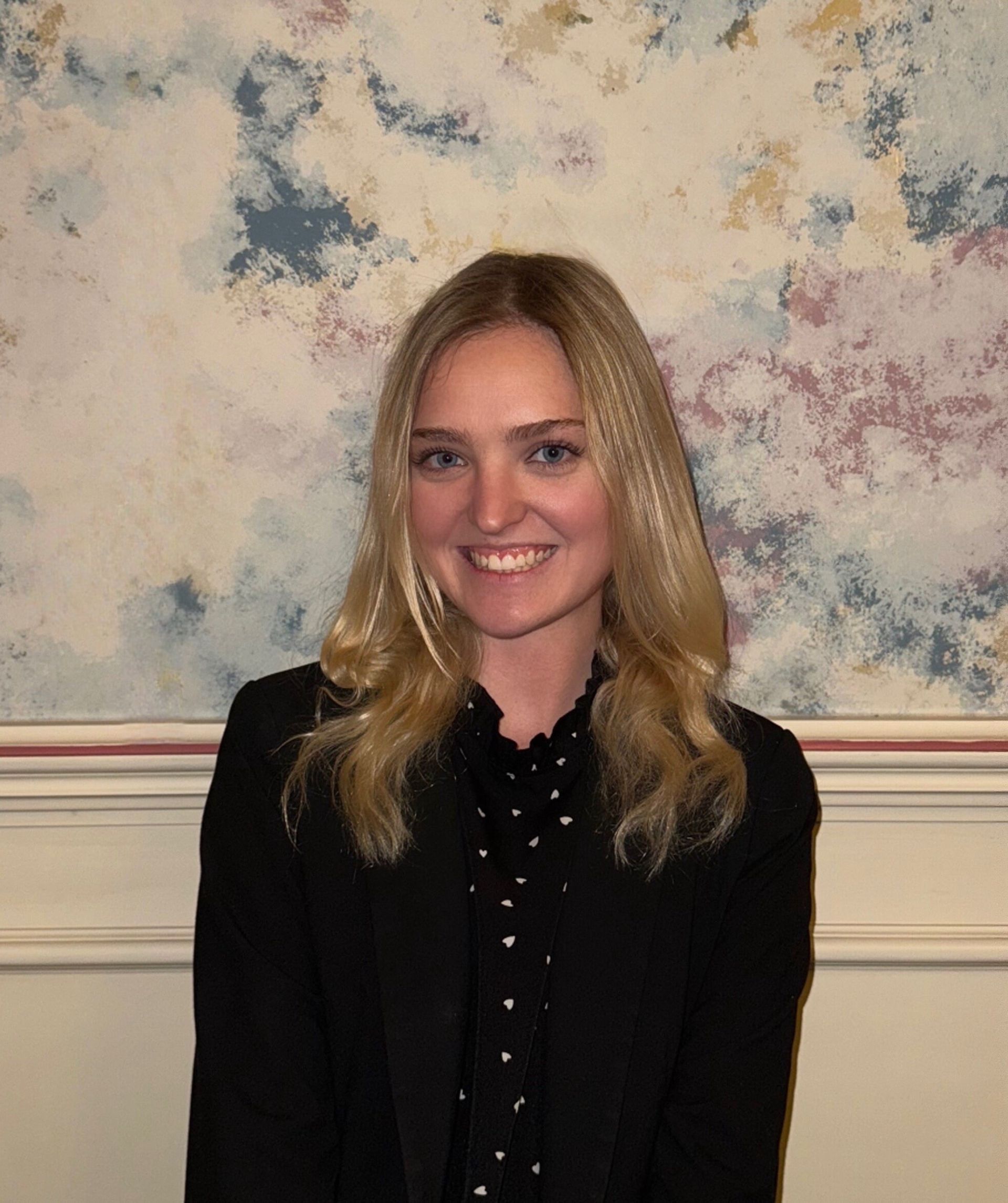  Gabrielle R. Kujawski