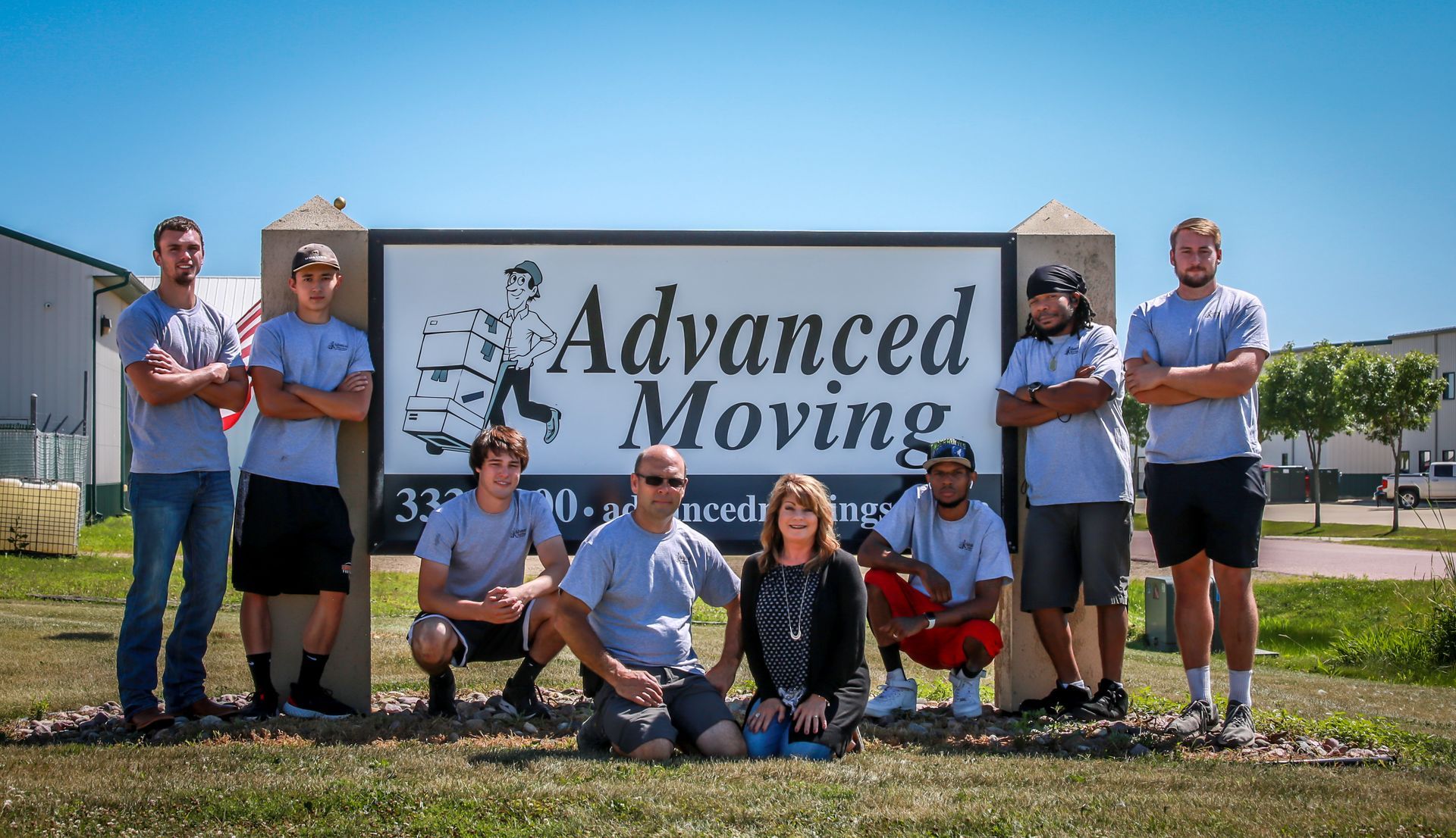 The Advanced Moving team in Sioux Falls.