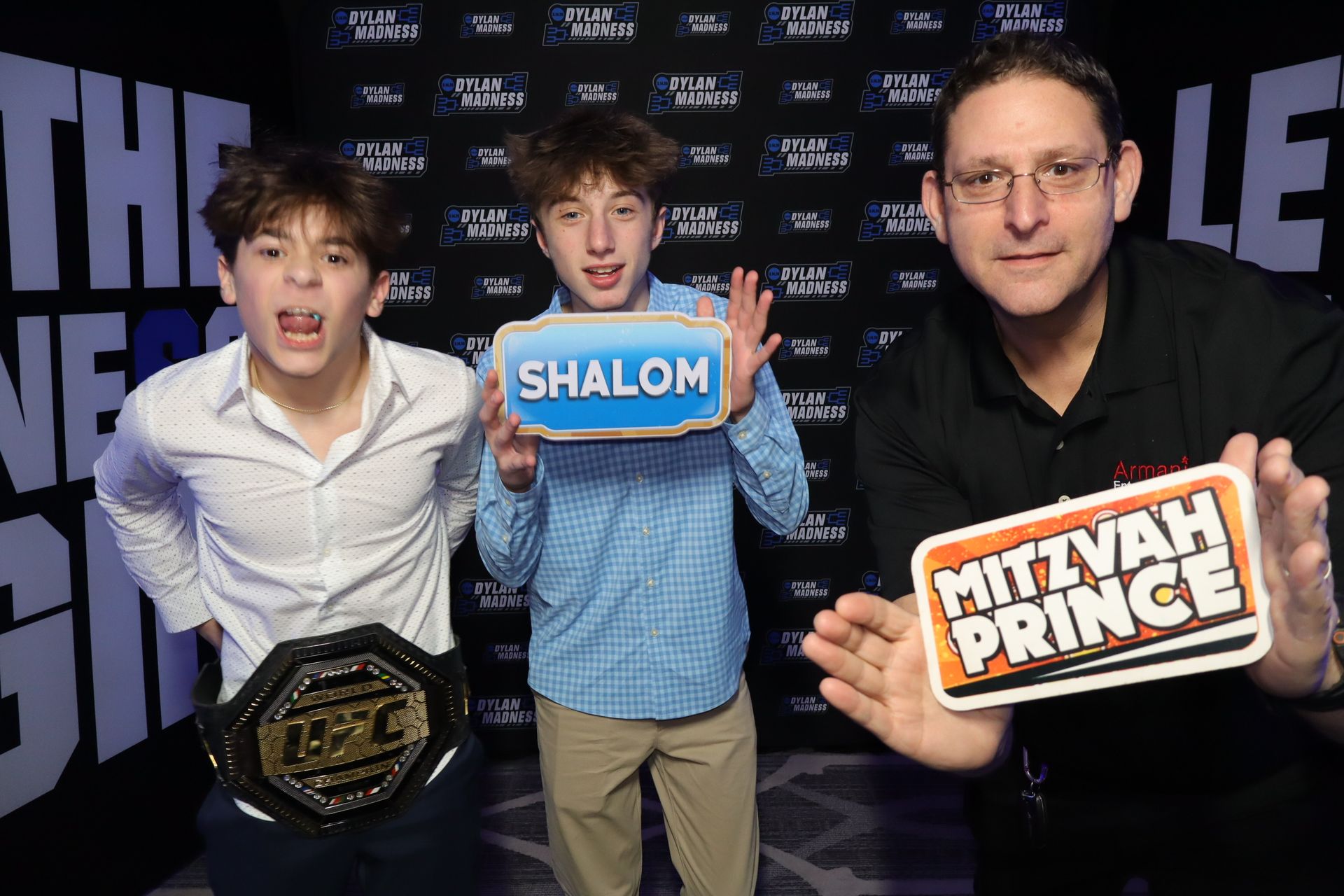 bar mitzvah photo booth rental at green valley country club