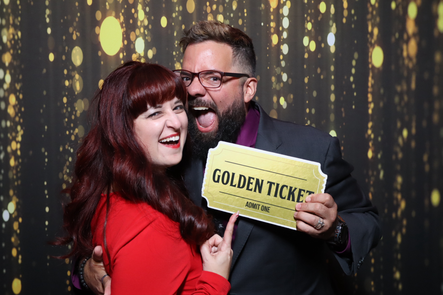 photo booth at hotel du village new hope pa with gold rain backdrop