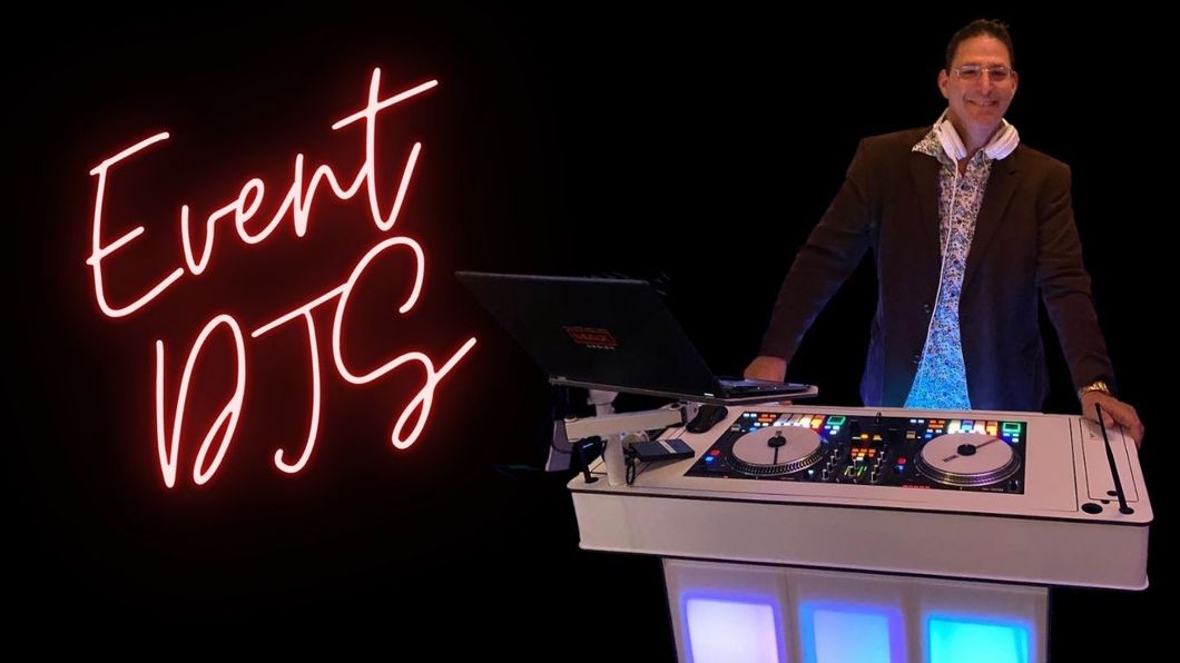 Photo Booth Rental & DJ Warrington, PA Armani Entertainment