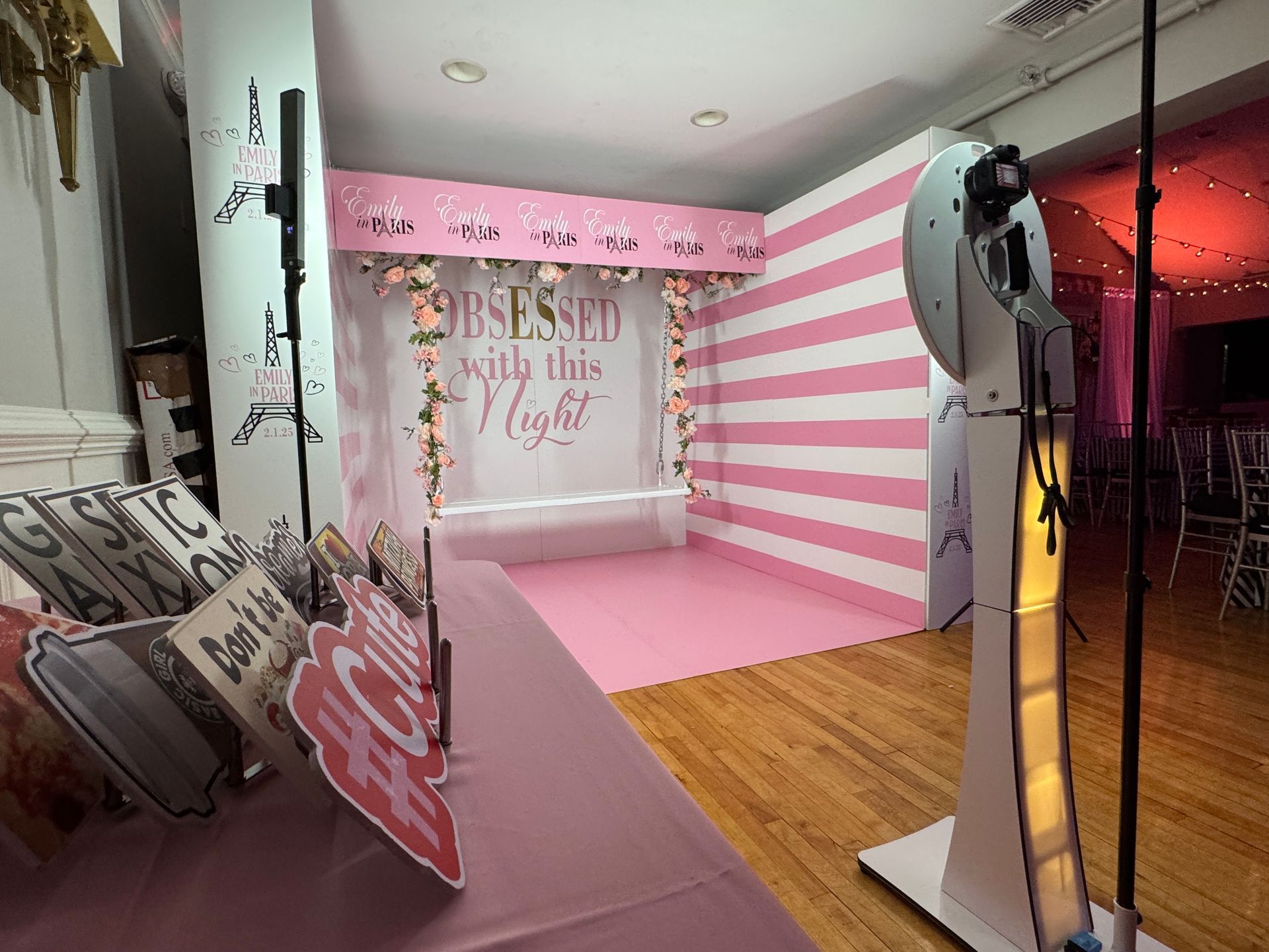 swing photo booth at bat mitzvah in bala cynwyd