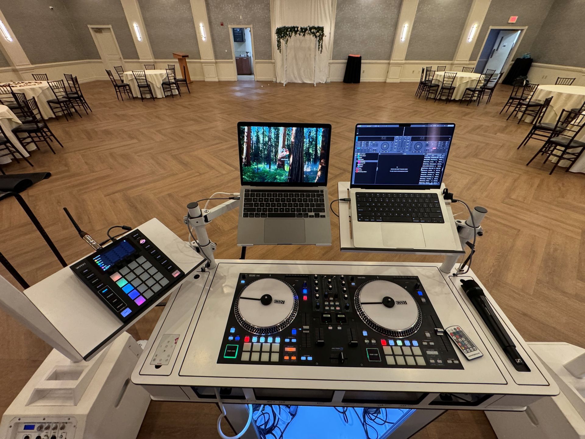 wedding dj at the bucks club in jamison pa