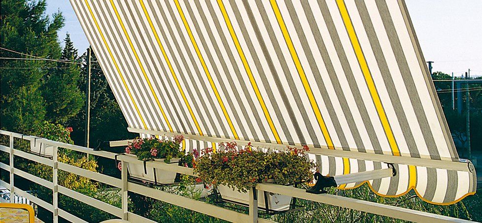 Tende a cappottina rigate