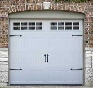 Advantage Estate — Haverford, PA — Perretta Overhead Garage Doors