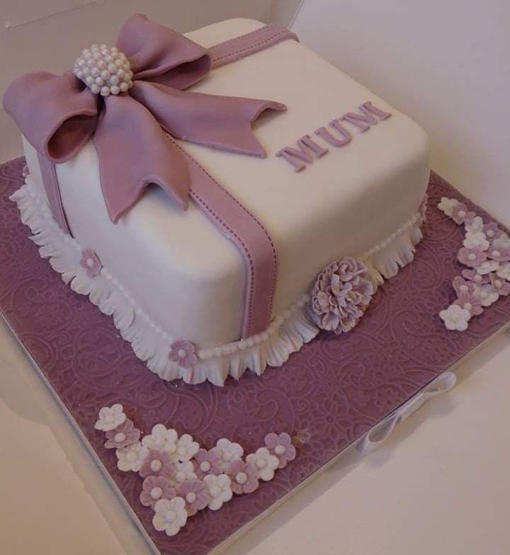 mothers day cake purple bow ribbon present
