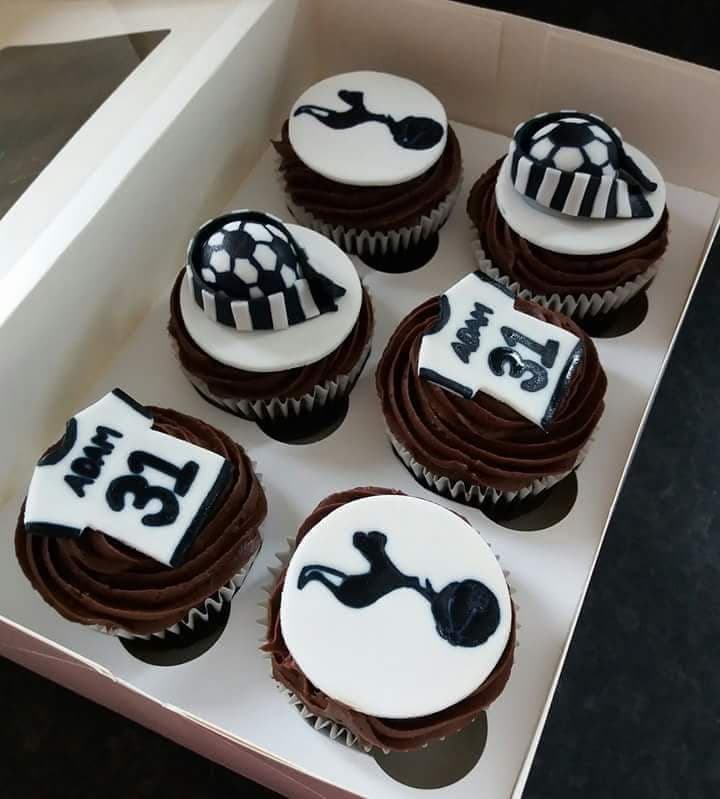 Spurs cupcakes chocolate