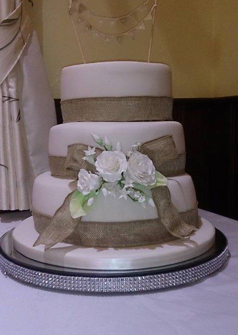 white rose wedding cake
