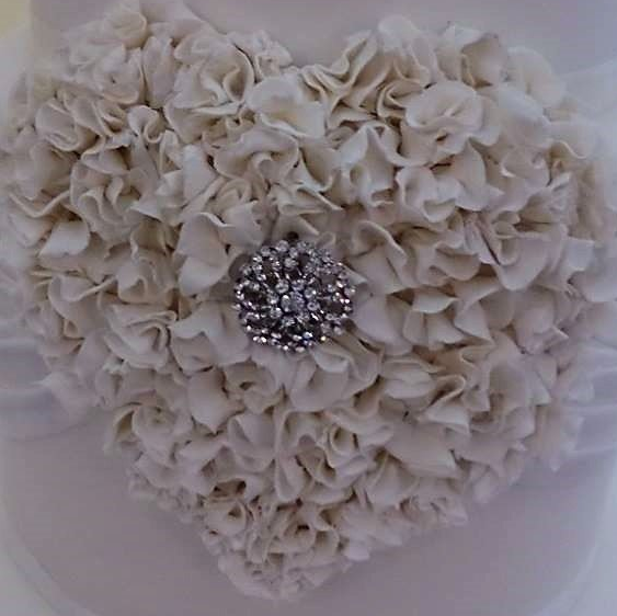 ruffles wedding cake