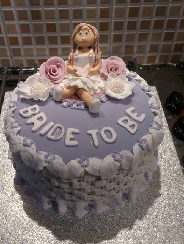 hen party cake