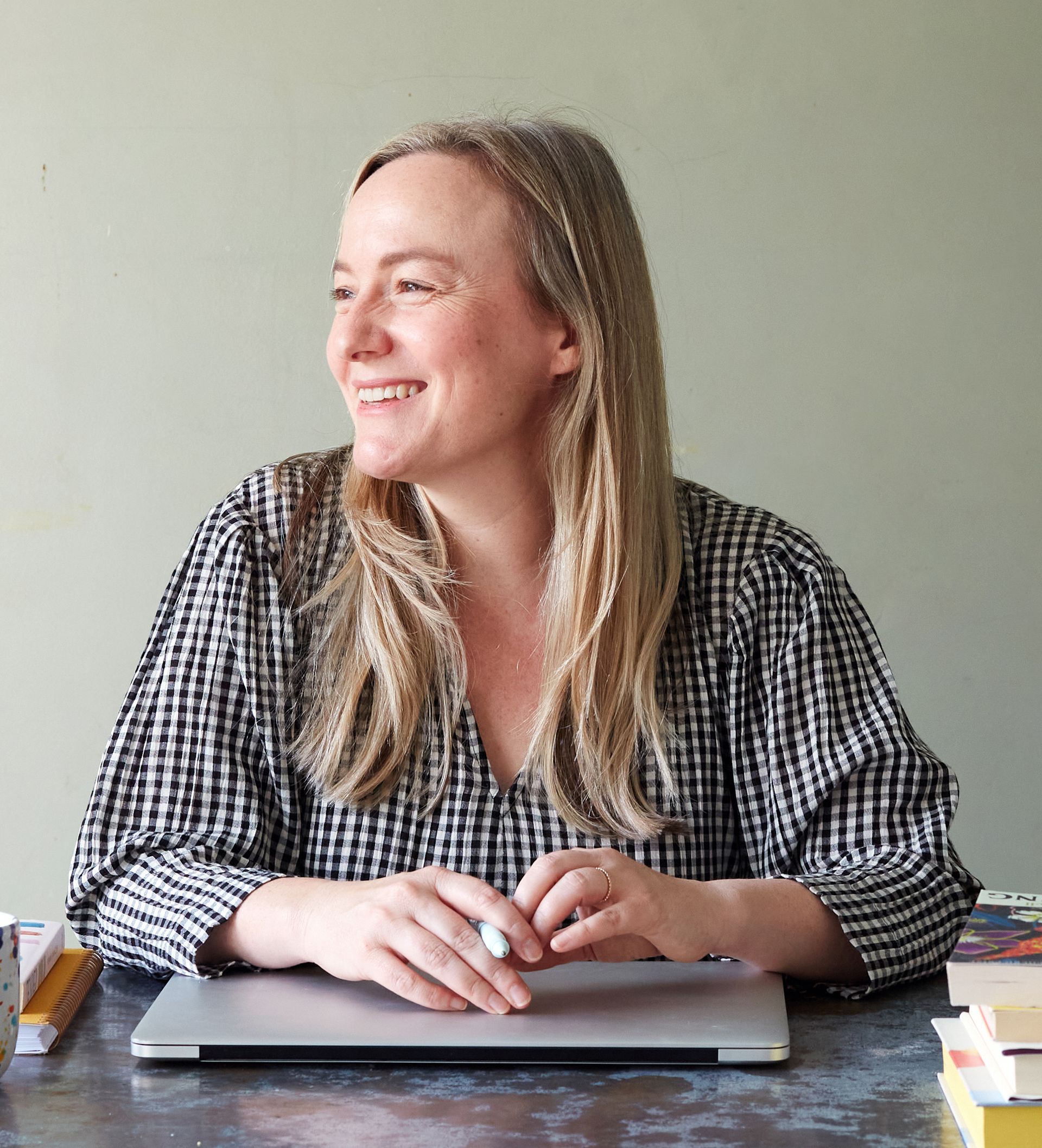 MASTERCLASS- Secure a literary agent with Penny Wincer