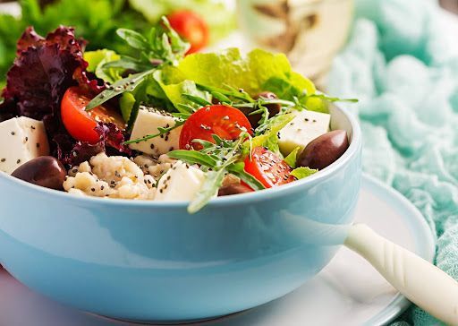 a bowl of veggies