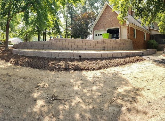 Pavement Wall — West Columbia, SC