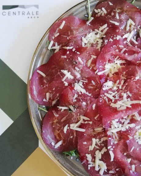 piatto di bresaola e grana