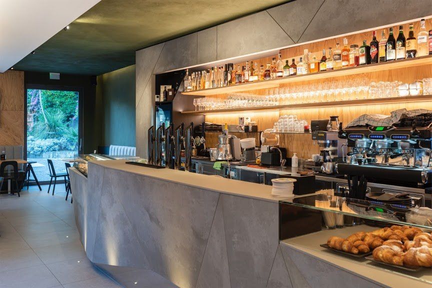 bancone del bar centrale