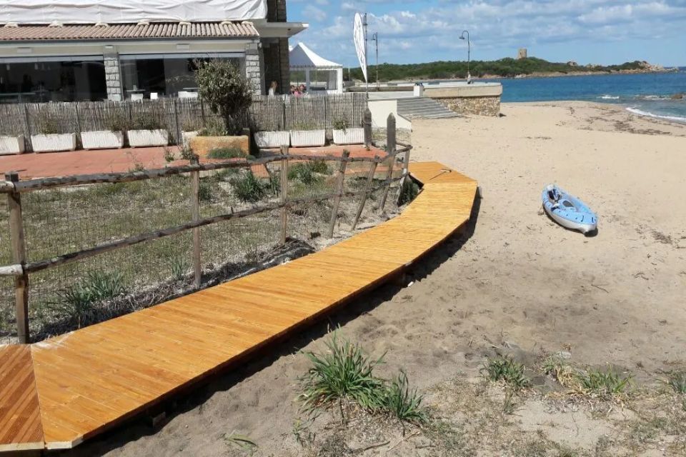 Decking per spiaggia