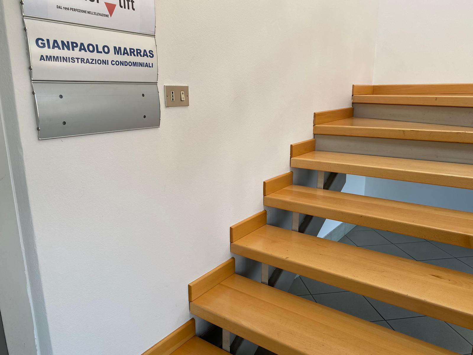 entrata dello studio dell'amministrazione condominiale