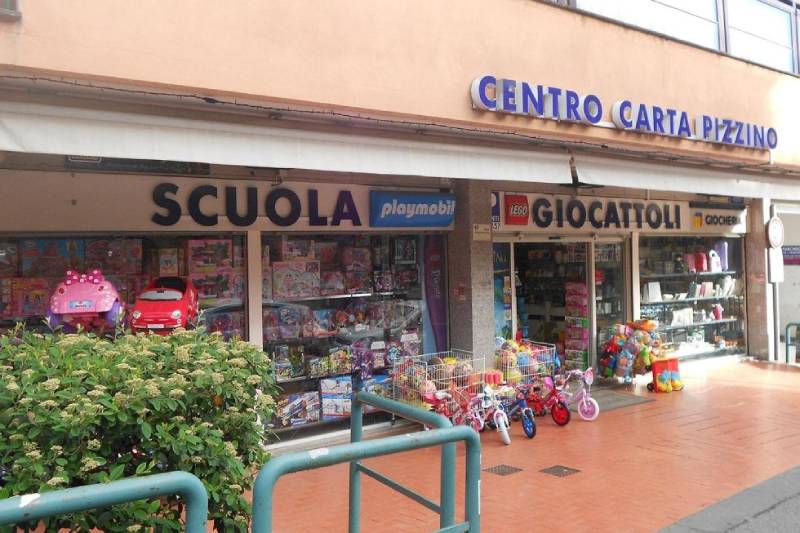 esterni negozio articoli regalo