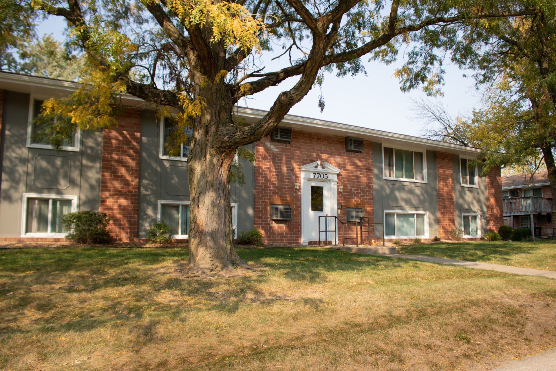 Photo Gallery Elm Village Apartments, Urbandale, IA