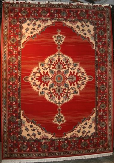 Machine-Made Area Rugs o