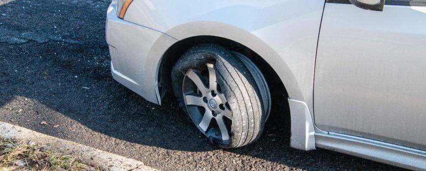 Handling A Tire Blowout | Ric Henry Auto Service
