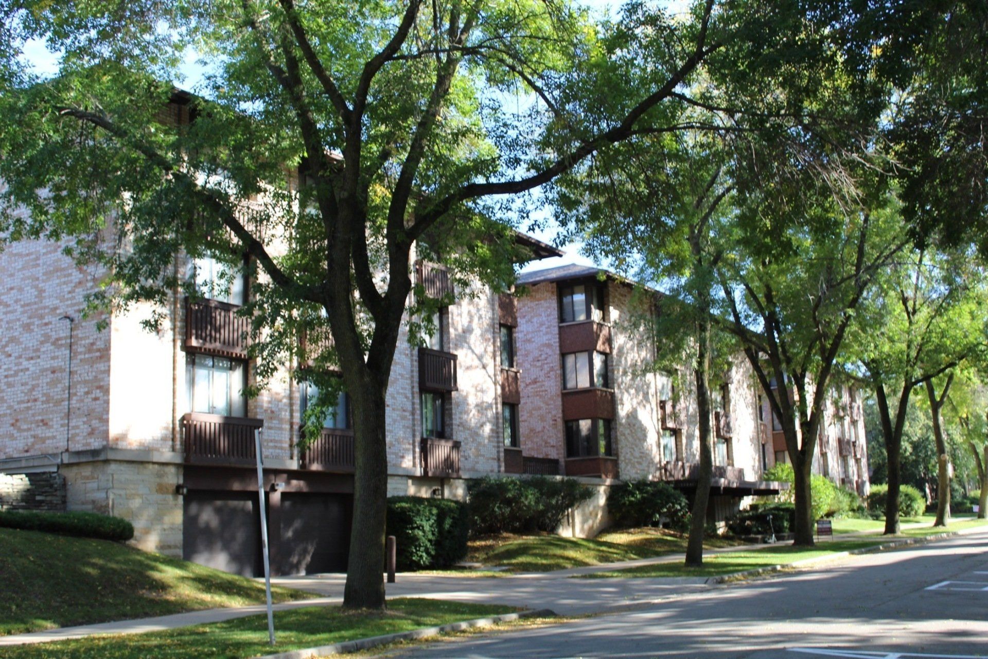 ProfessionallyManaged Apartments for Rent in Milwaukee, WI Near UWM