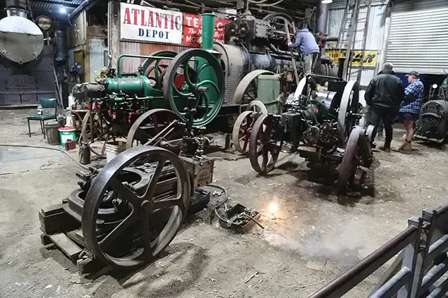Vintage machines at Lake Goldsmith Steam Rally