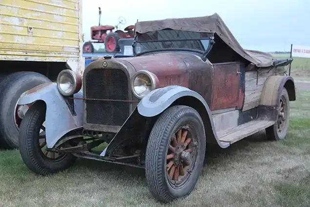 Classic car at Lake Goldsmith Steam Rally