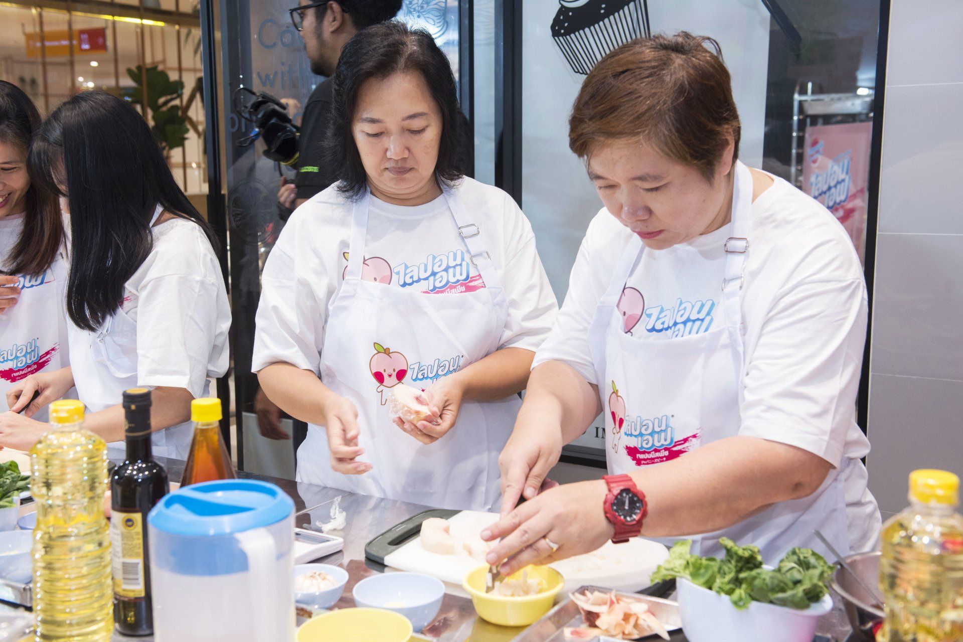 กิจกรรมของเรา | Japanese Peach Lover ครั้งที่ 3 | น้ำยาล้างจาน ไลปอนเอฟ สูตรอนามัย | ผลิตภัณฑ์ล้างจาน ไลปอนเอฟ | Lipon f