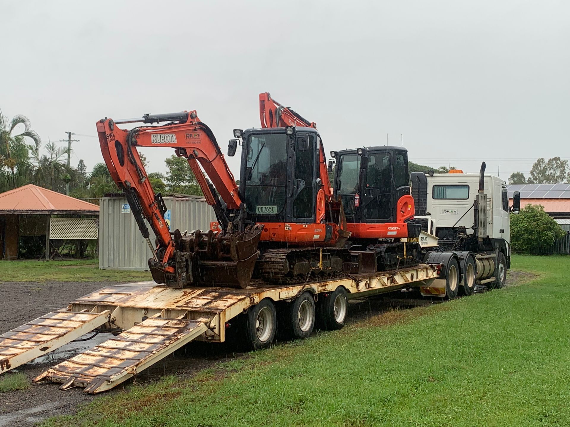 Earthmoving Machine — Riley Earthmoving in Deeragun, QLD
