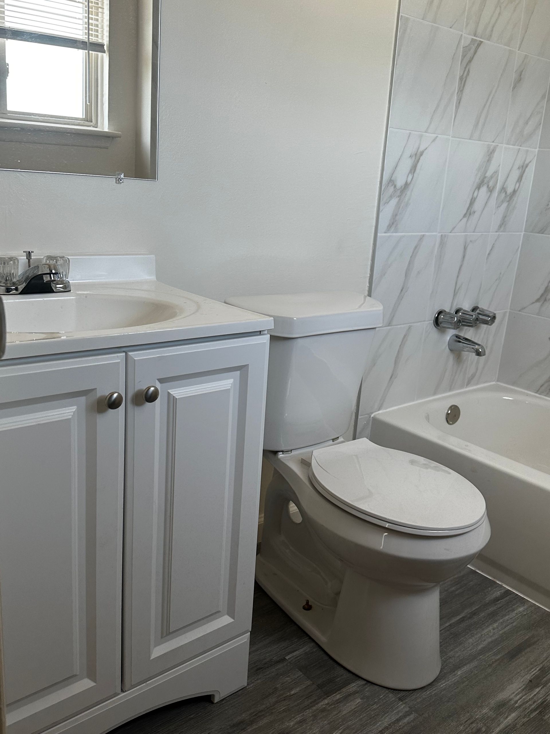 Bathroom photo alternate angle