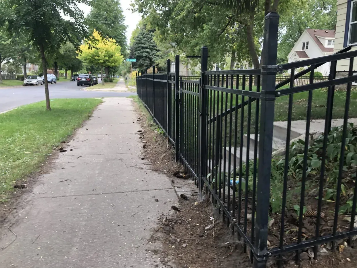 Professional Fence installation And Repair Service In St Paul,MN