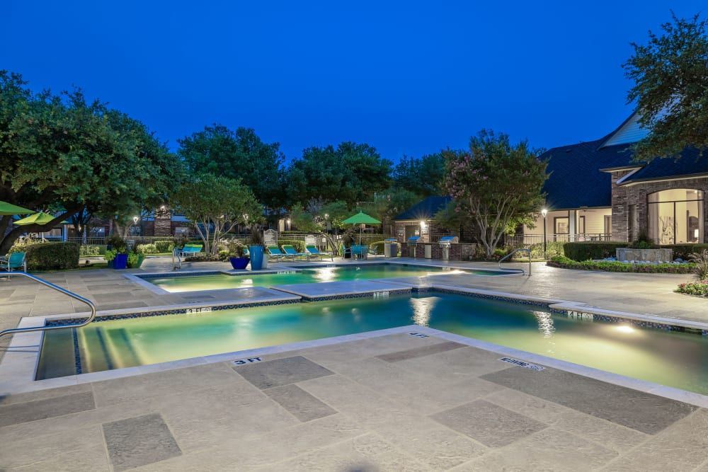 Marquis at Stonebriar's resort-style swimming pool with plenty of poolside area in Frisco, TX.
